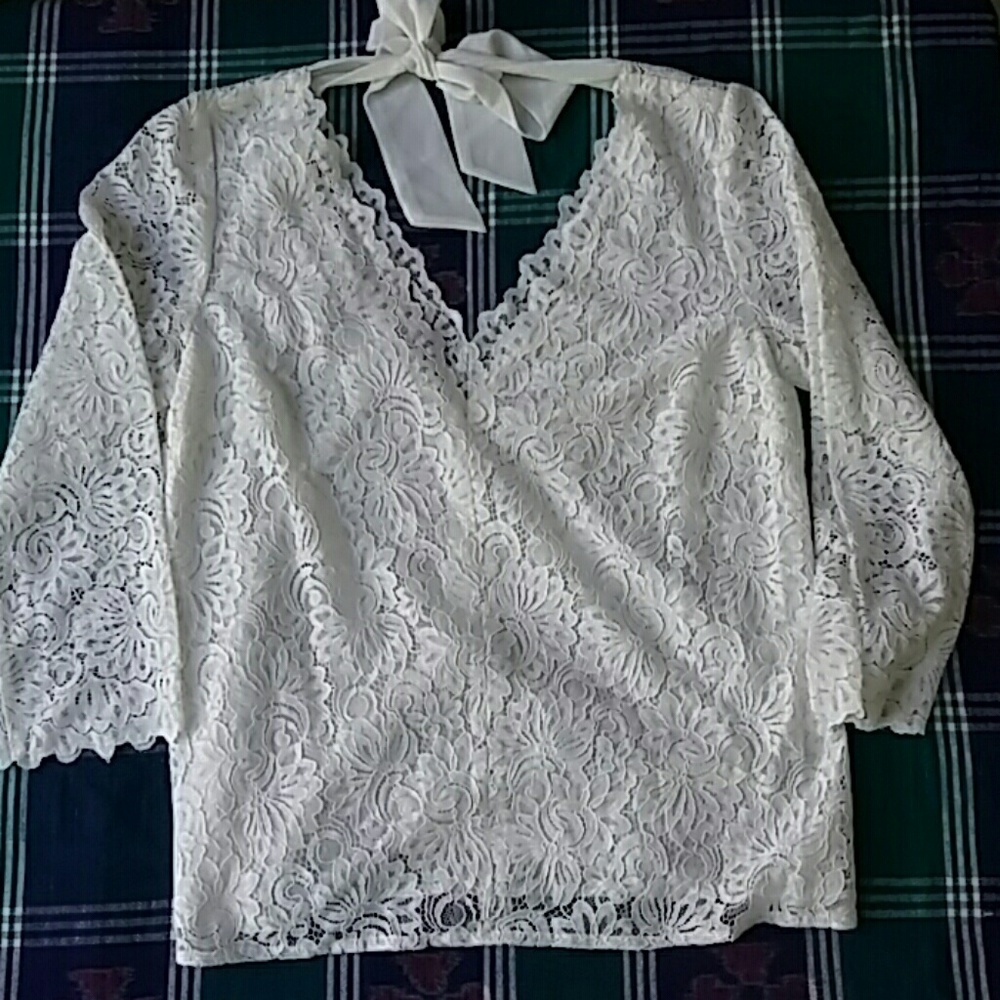 White Sézane lace tie-back blouse 3/4 sleeve
